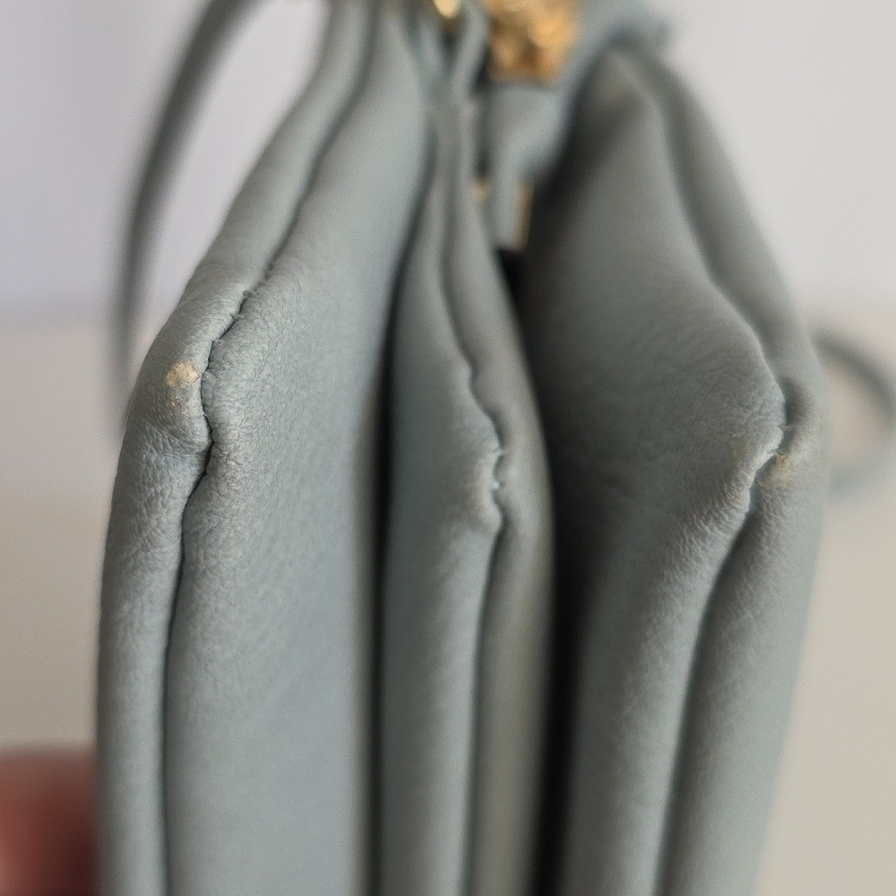 Jen & Co Blue With Gold Hardware Crossbody Bag.  Adjustable Strap - Picture 13 of 16